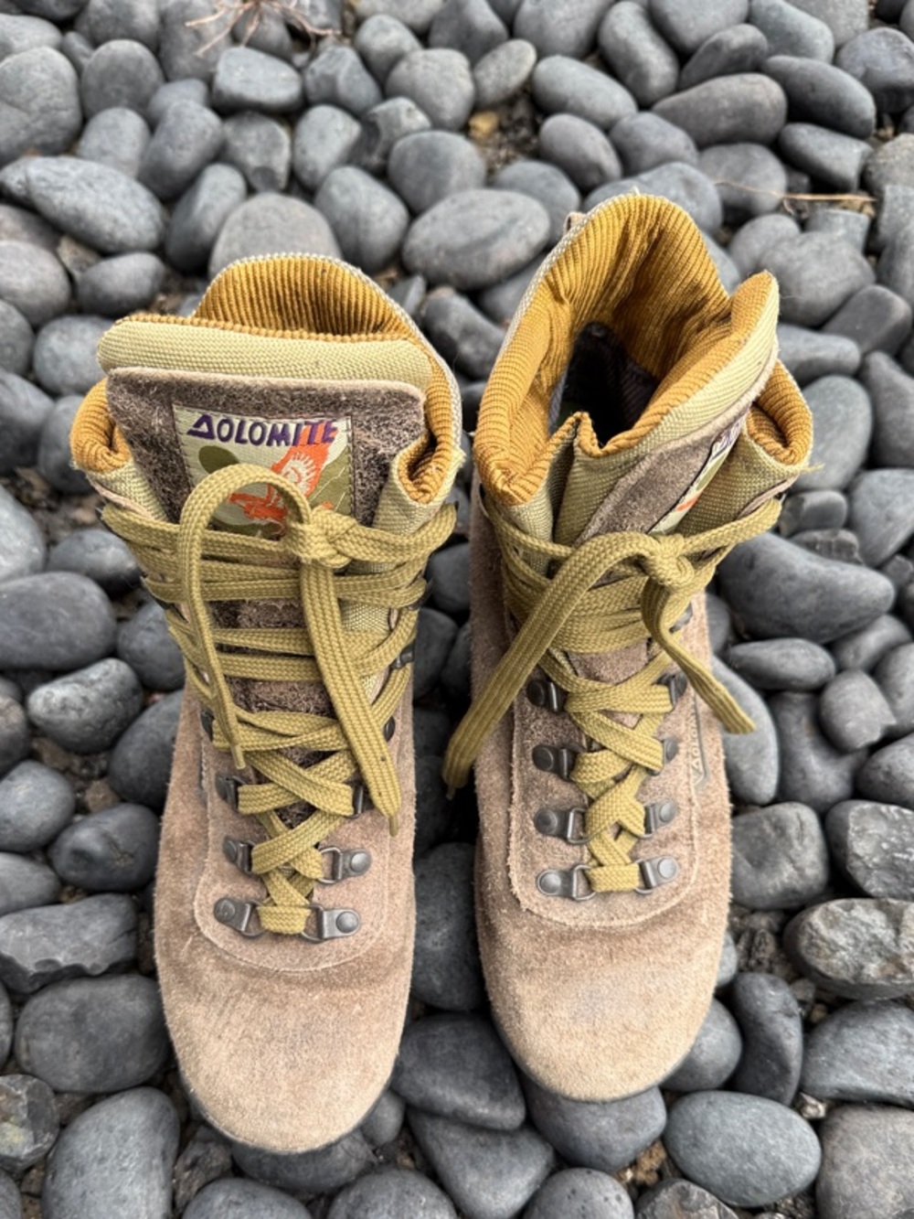 Women's Beige Suede Hiking Boots - Tan